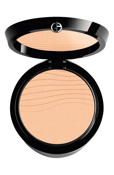 Shop Giorgio Armani Luminous Silk Glow Setting Powder In 3