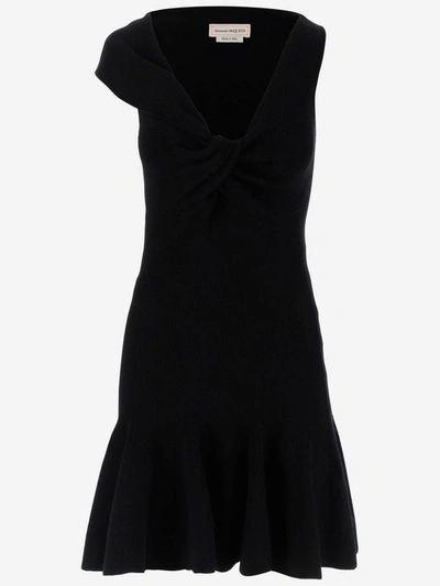 Shop Alexander Mcqueen Dresses In Nero