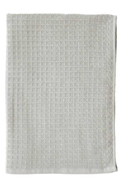 Shop Uchino Waffle Hand Towel In Linen