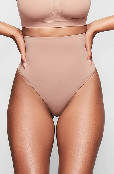 SKIMS Kim Kardashian Core Control Thong Color Black Size L/XL SH