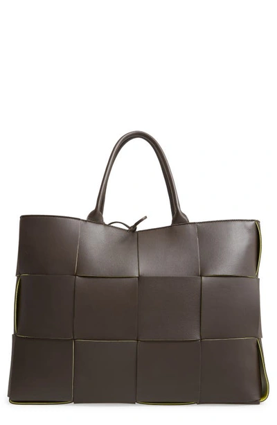 Shop Bottega Veneta Large Arco Intrecciato Leather Tote In 2144 Fondente Fon-kiwi-go