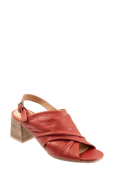 Shop Bueno Eden Sandal In Terracotta Leather
