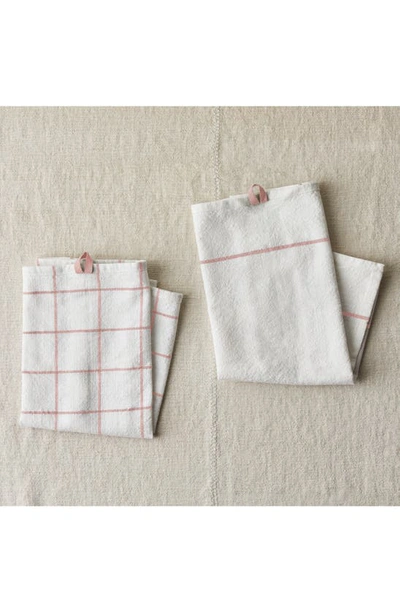 Shop Fivetwo Essential Set Of 2 Utility Kitchen Towels In Rhubarb