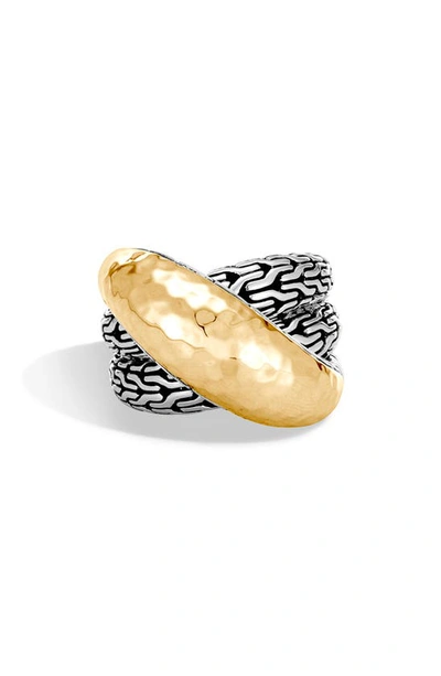 Shop John Hardy Classic Chain Hammered Ring In Silver/ Gold