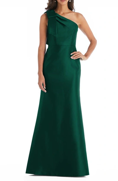Shop Alfred Sung Bow One-shoulder Satin Trumpet Gown In Hunter
