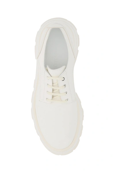 Shop Alexander Mcqueen Wander Leather Lace-up Shoes In Bone 211