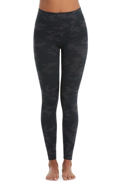 Spanx Plus Look At Me Now Seamless Leggings In Black Camo