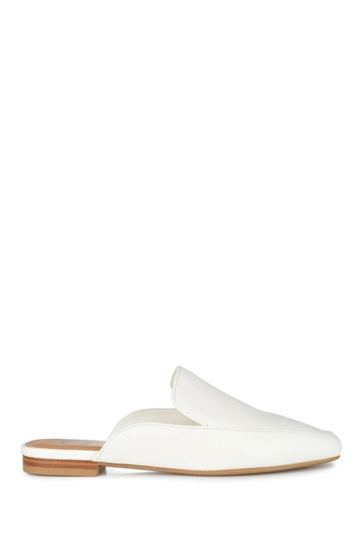 Journee Collection Akza Womens Square Mules In White