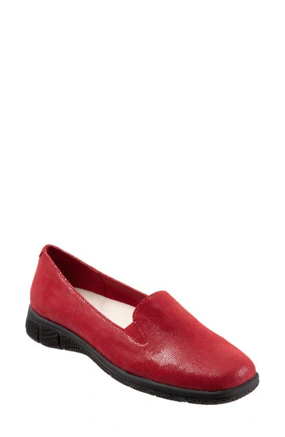 Shop Trotters Universal Loafer In Dark Red Leather