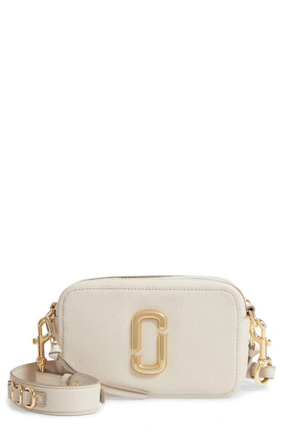 Shop The Marc Jacobs The Softshot 21 Crossbody Bag In Ivory