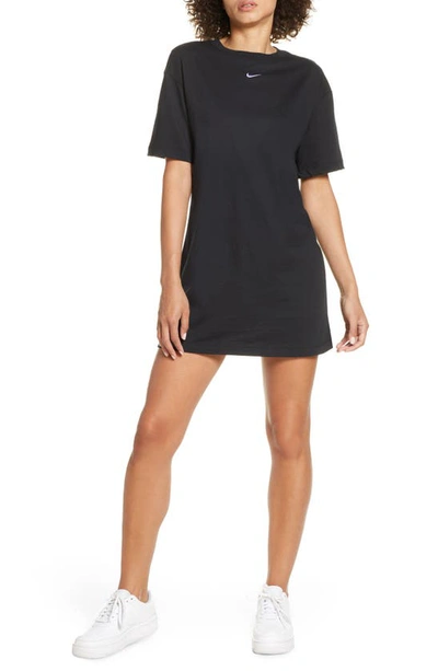 Nike Sportswear Essential T-shirt Dress In Black/white