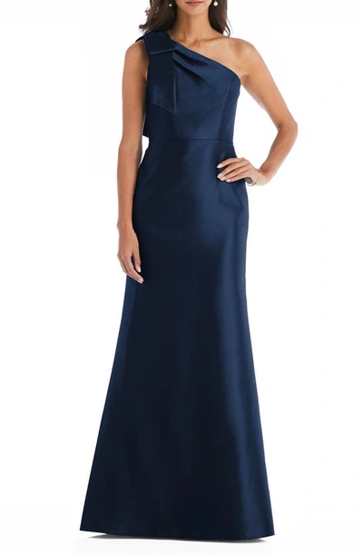 Shop Alfred Sung Bow One-shoulder Satin Trumpet Gown In Midnight