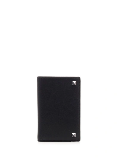 Shop Valentino Garavani Rockstud Cardholder In Black