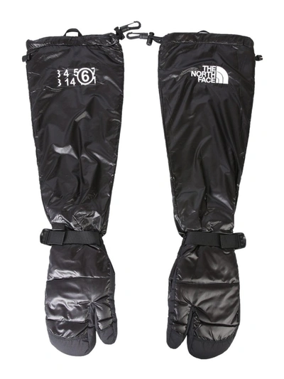 Shop Mm6 Maison Margiela X The North Face Tabi Expedition Mitt Gloves In Black