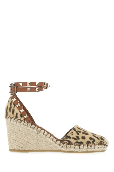 Shop Valentino Garavani Rockstud Printed Wedges In 0ac