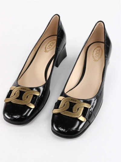 Shop Tod's Chain Embossed Pumps In Black