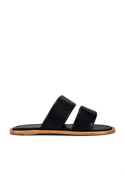 Raye Telly Sandal In Bone White