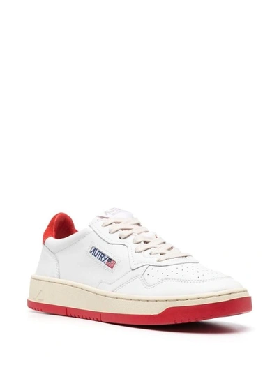 Shop Autry 01 Low Sneakers In White And Red Leather