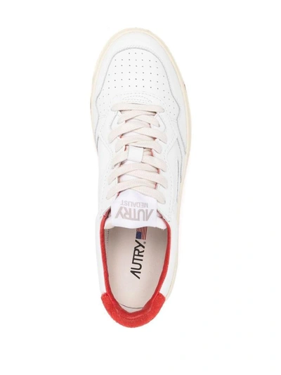 Shop Autry 01 Low Sneakers In White And Red Leather