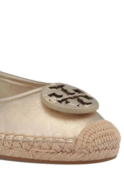 Shop Tory Burch Flat Shoes In Spark Gold