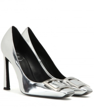 Shop Roger Vivier Décolleté Belle Vivier Trompette Metallic Leather Pumps