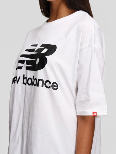 New Balance Nb Essentials Stacked Logo Tee In White