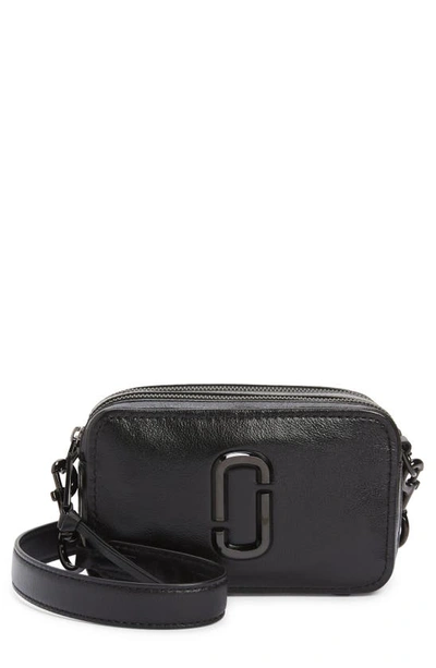 Shop Marc Jacobs The Softshot 21 Leather Crossbody Bag In Black