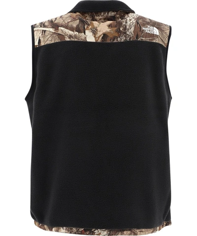 Shop The North Face Men's Black Polyester Vest