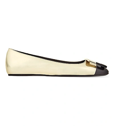 Shop Roger Vivier U-look Leather Ballerina Flats In Gold Comb