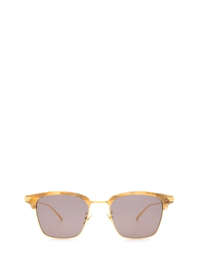 Shop Bottega Veneta Eyewear Clubmaster In Gold