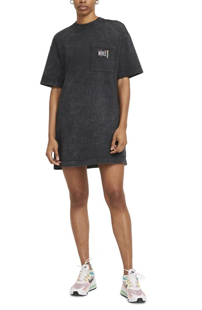 Verantwoordelijk persoon heel fijn Zielig Nike Sportswear Washed T-shirt Dress In Black,black | ModeSens