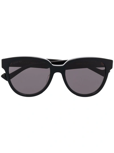 Shop Gucci Interlocking G Cat-eye Sunglasses In Schwarz