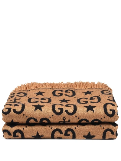 GG pattern throw blanket