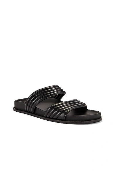 Alaïa Black Leather Flat Sandals In Noir