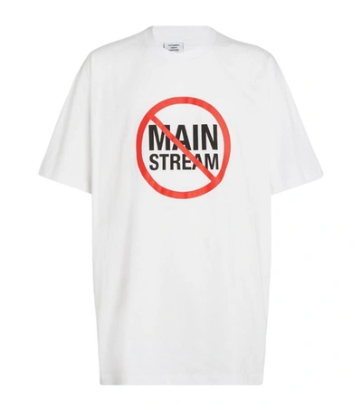 Shop Vetements No Mainstream T-shirt In White