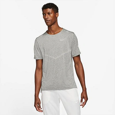 Nike Men's Rise 365 Dri-fit Short-sleeve Running Top In Smoke Grey/smoke Grey/reflective Silver