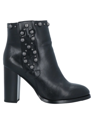 Luciano Barachini Ankle Boots In Black