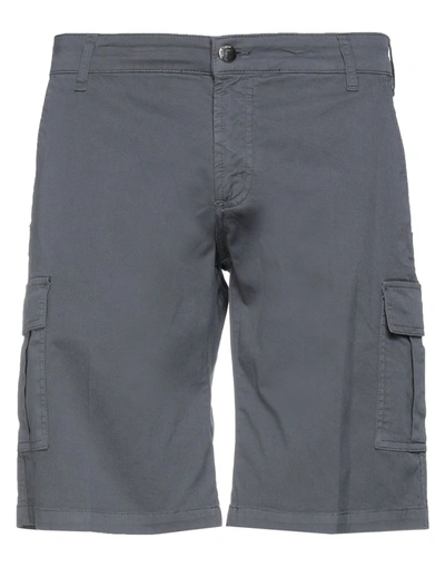 Shop Coroglio By Entre Amis Shorts & Bermuda Shorts In Grey