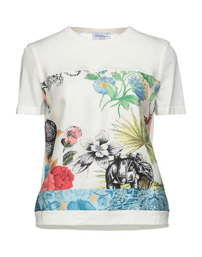 Shop Ferragamo T-shirts In Ivory