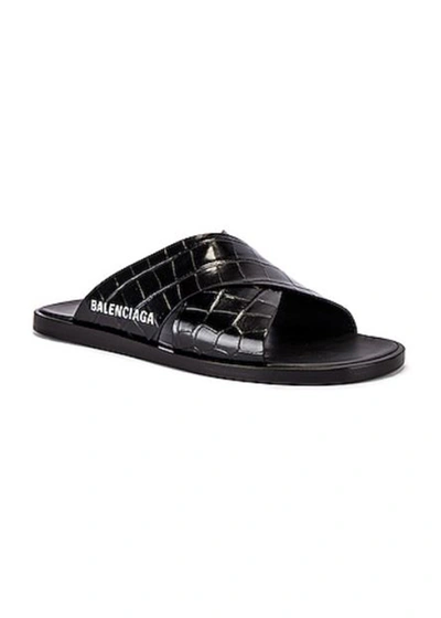 Shop Balenciaga Men's Cosy Croc-embossed Calfskin Logo Slides In Black/white