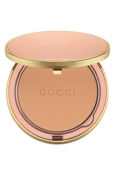 Shop Gucci Poudre De Beauté Mattifying Natural Beauty Setting Powder In 6
