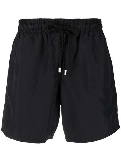 Shop Vilebrequin Logo-patch Swimshorts In Schwarz