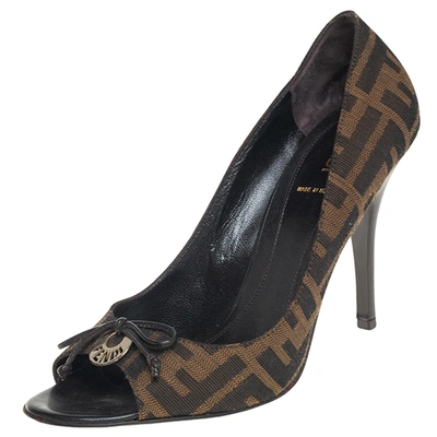 Pre-owned Fendi Brown Zucca Canvas Bow Peep Toe Pumps Size 39