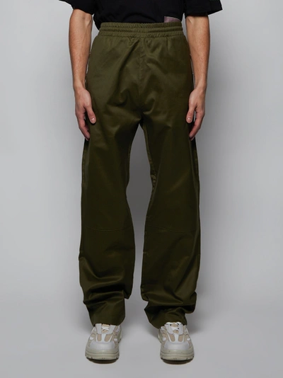 Shop Moncler Genius 2 Moncler 1952 Green Gabardine Pants