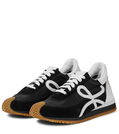 Loewe Flow Mixed Leather Bicolor Runner Sneakers In Black