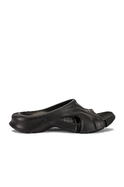 Shop Balenciaga Mold Sandal In Black