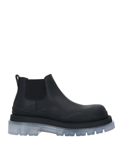 Shop Bottega Veneta Ankle Boots In Black