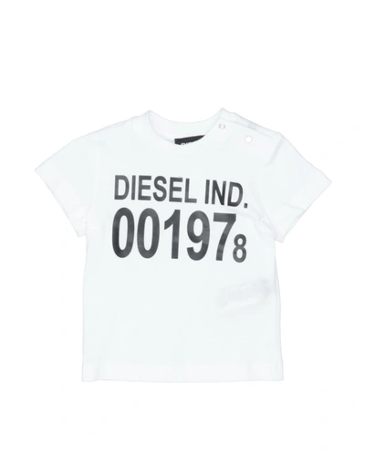 Shop Diesel Newborn T-shirt White Size 3 Cotton