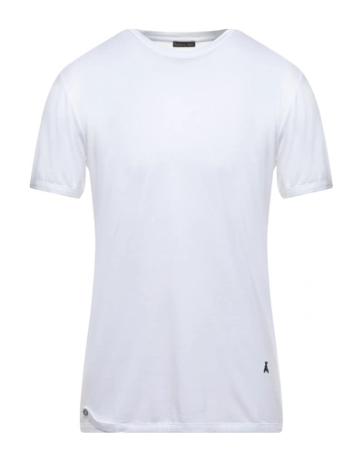 Shop Patrizia Pepe Man T-shirt White Size S Lyocell, Cotton