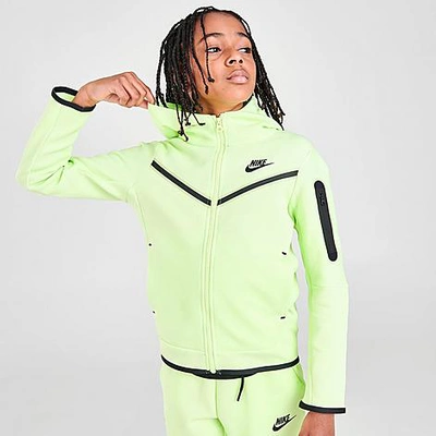 Light green nike tech new arrivals